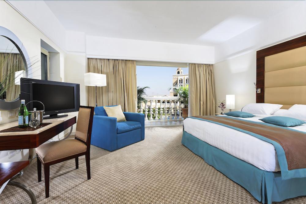 เฮลนัน ดรีมแลนด์ โฮเต็ล แอนด์ คอนเฟอเรนซ์ เซ็นเตอร์ Hotel 6th of October City ภายนอก รูปภาพ A room at the Hilton Athens