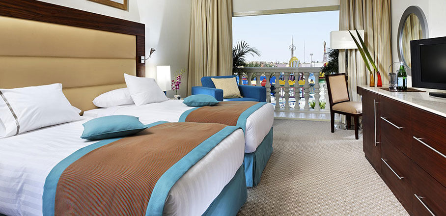 เฮลนัน ดรีมแลนด์ โฮเต็ล แอนด์ คอนเฟอเรนซ์ เซ็นเตอร์ Hotel 6th of October City ภายนอก รูปภาพ A room at the Hilton Sharm Plaza