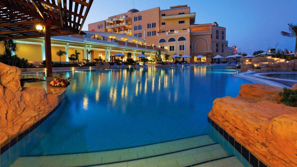 เฮลนัน ดรีมแลนด์ โฮเต็ล แอนด์ คอนเฟอเรนซ์ เซ็นเตอร์ Hotel 6th of October City ภายนอก รูปภาพ The Dead Sea Spa at the Dead Sea Resort
