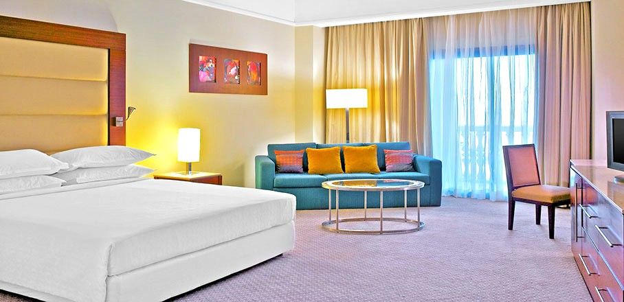 เฮลนัน ดรีมแลนด์ โฮเต็ล แอนด์ คอนเฟอเรนซ์ เซ็นเตอร์ Hotel 6th of October City ภายนอก รูปภาพ A room at the hotel